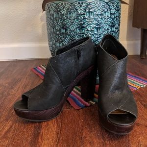 Lucky Brand Heels